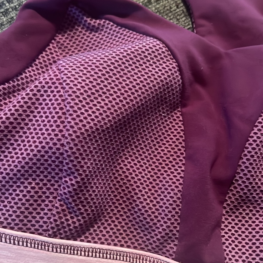 Torrid Purple Mesh Racerback Sports Bra size 0 (L) - Picture 3 of 6